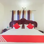 Oyo 35818 Twin Falls Residency