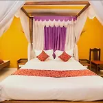 Hotel Maneck Residency