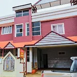 Collection O 24541 Ooty Highway Hotel