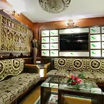 Collection O 14241 The Greenery - Holiday Inn