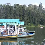 Fabexpress Sun Park Grand Ooty Lake