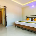 Itsy Hotels Kottaram Residency
