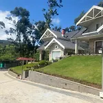 Willo Stays Lake View Luxury Villa
