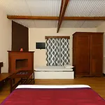 Oyo 9080 Hillwood Cottages