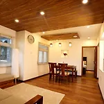 Green Wood Hill Cottage