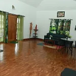 Pine Hood Villa