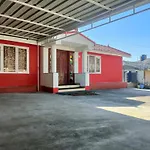 Queens Cottage - Individual Cottage