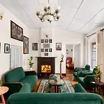 Stayvista At The Alcove With Breakfast & Bbq Grill