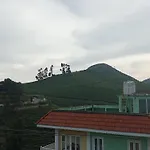 Queenhillstay