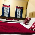 Geetha Lodge