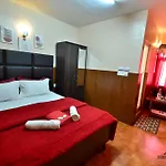 Bn Tourist Home