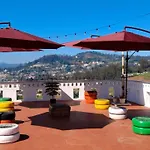 Sunset Valley Holiday Inn
