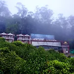 Vista Sunrise View Resort