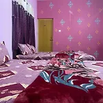 Hotel Pnr\'S Paradise