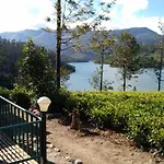 Dreamz Avalanche Lake View Resort