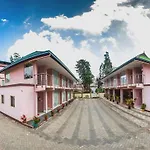 Super Townhouse Hills Palace