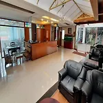 Hotel Glanton Manor