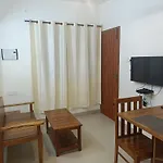Studio Apartment By Space 4