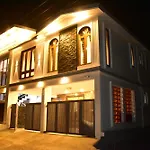 Everfresh High View Cottage Ooty