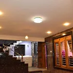 Everfresh High View Cottage Ooty