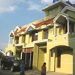 Venus Cottages