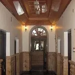 Pebrock Heritage Inn