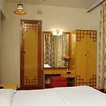 Bkr Ooty Gate Hotel