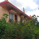 Nr Cottage