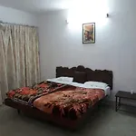 Emarald Hotel