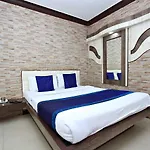 Hotel Pratham International