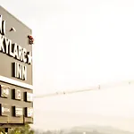 Skylarc Inn