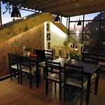 Drizzle Drop Inn