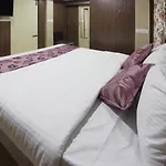Oyo 22517 Mananya Cottage