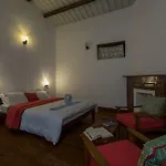 Saffronstays Milton Abbott Estate, Ooty