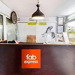 Fabexpress Grand Castle Hill Resorts - Ooty Lake - 800M