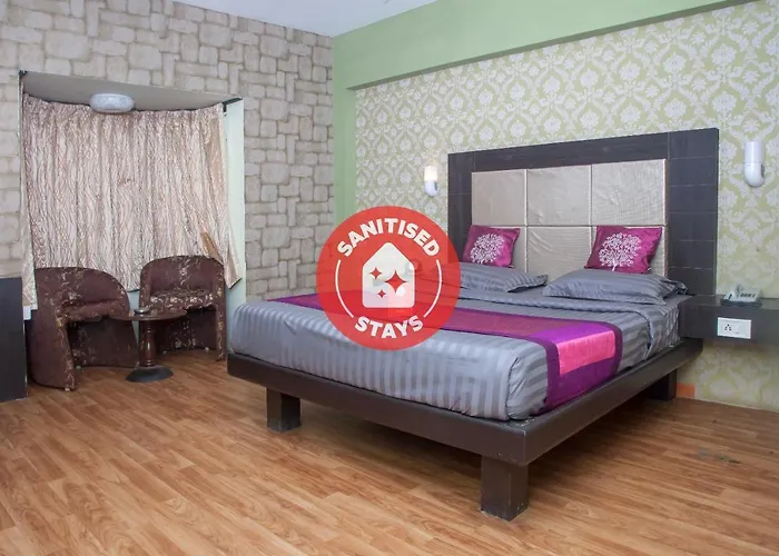 Oyo 12357 Hotel Nilgiris Inn