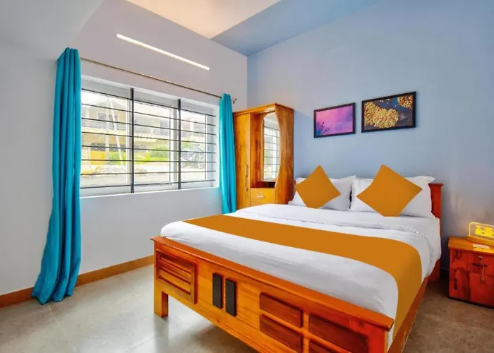 Fabhotel New Star Cottages