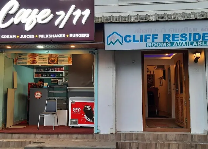 Cliff Residency Near Botanical Garden Ooty