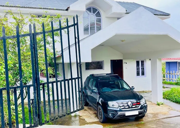 Teyt\'S White Home - 3 Bedroom Villa