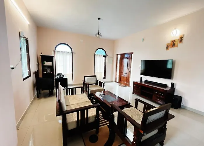 Hilltown Villa Holiday\'S