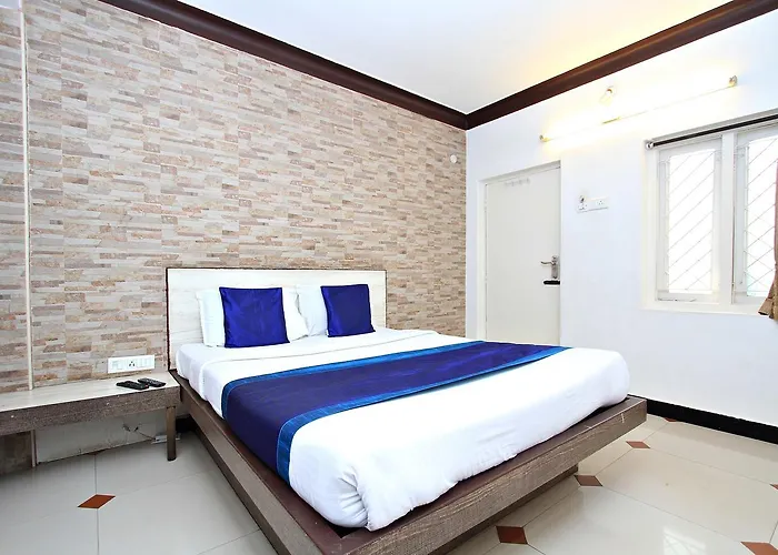 Hotel Pratham International