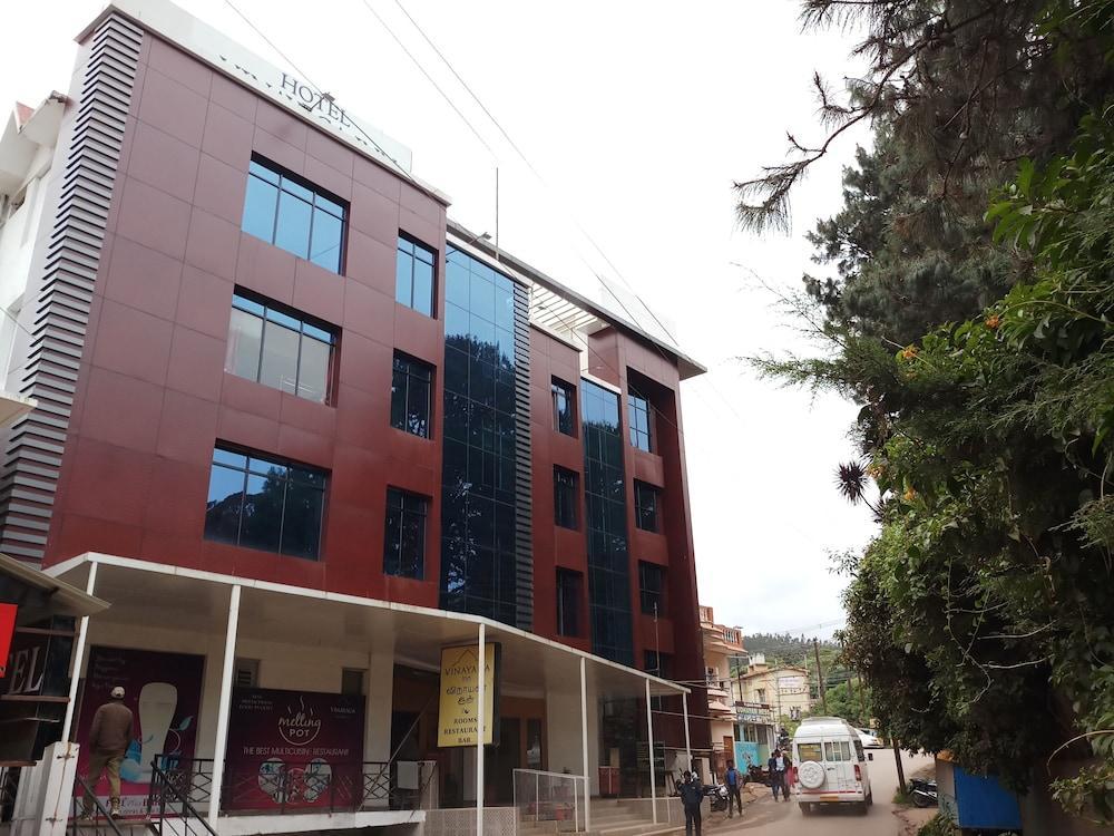 Hotel Vinayaga By Poppys, Ooty