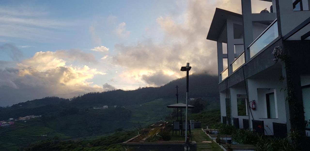 Hotel Mountain Trails 3*