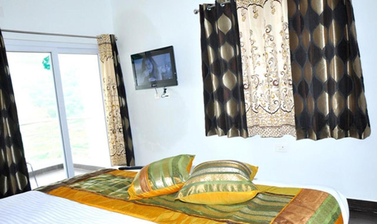 Fabexpress The Bliss Resorts & Cottages Hotel 3*