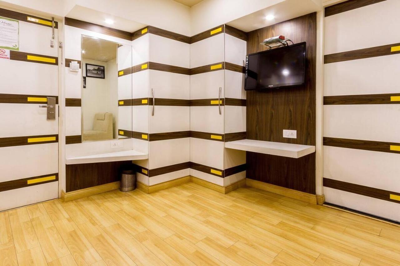 Hotel Fabhotel Sholas Residency I - Nr Rose Garden 3*