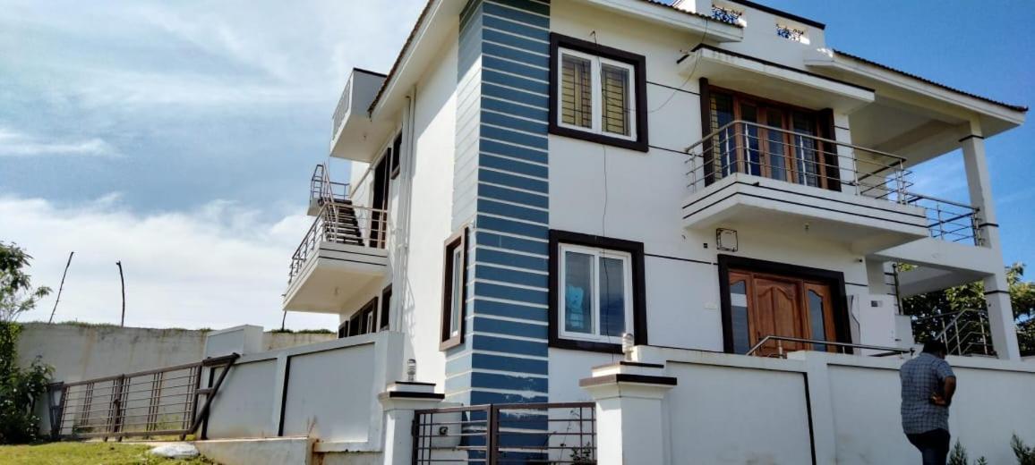 Brown Tree Resort