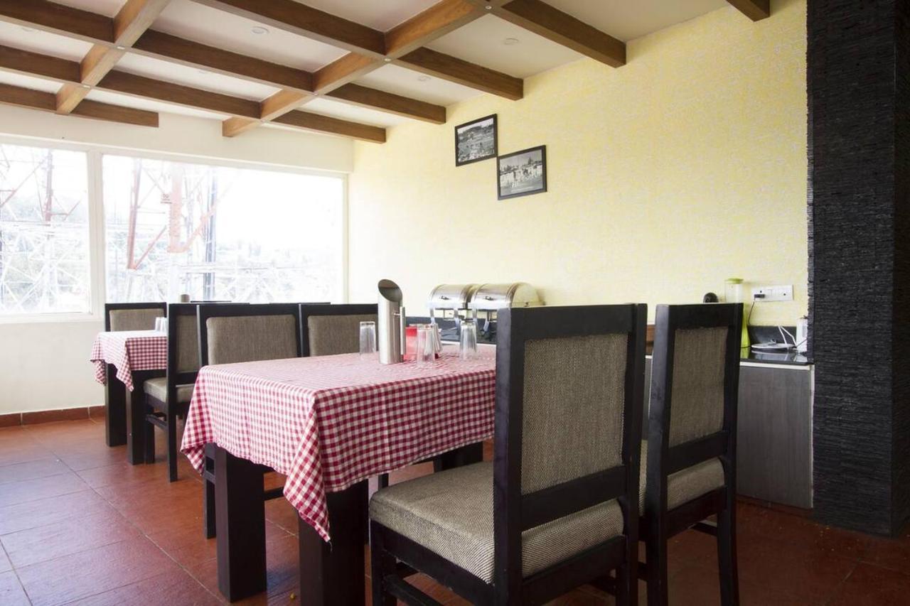 Fabhotel Sholas Residency I - Nr Rose Garden 3*