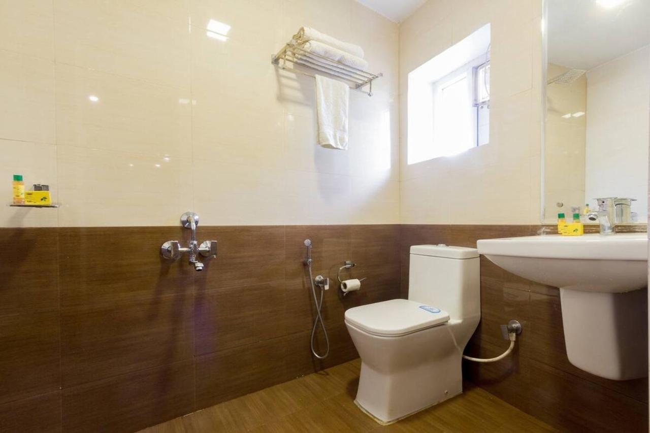 Fabhotel Sholas Residency I - Nr Rose Garden Hotel 3*