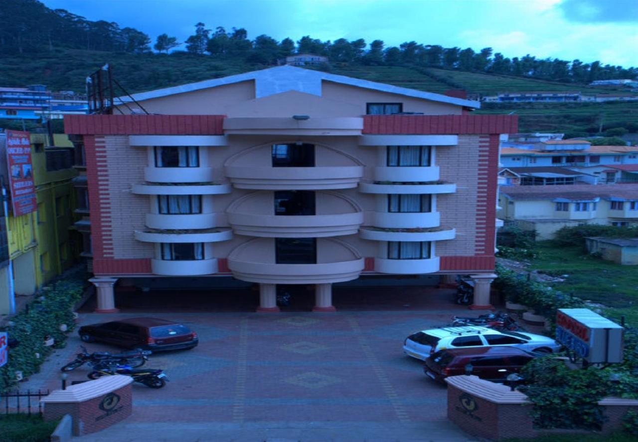 Blue Bird 3* Ooty