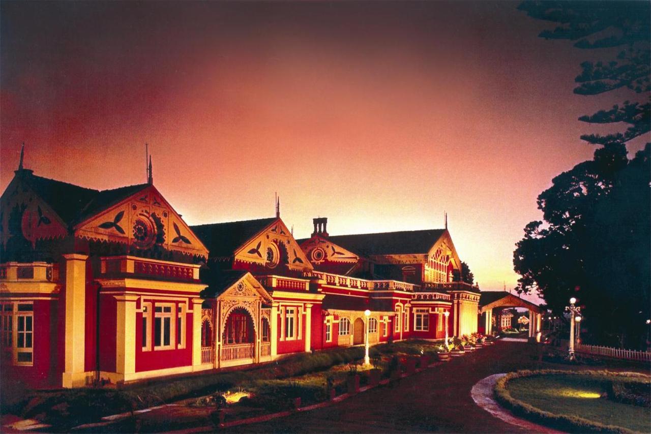 Hotel Welcomheritage Fernhills Royal Palace